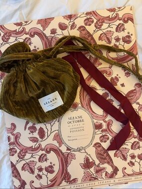 🇫🇷Sézane Velvet Drawstring Bag Pouch + gift bag